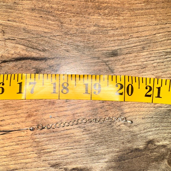 Beautiful Lia Sophia Blue Beaded Necklace - Picture 7 of 8